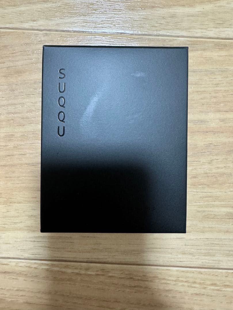 【新品未使用】SUQQU アイシャドウシグニチャーカラーアイズ 04 純撫子