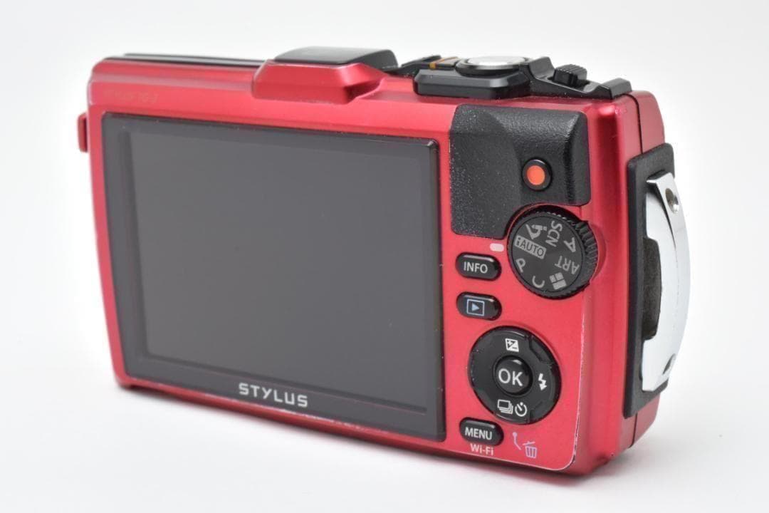 ■ 美品 ■ オリンパス　OLYMPUS STYLUS TG-3 【防水カメラ】