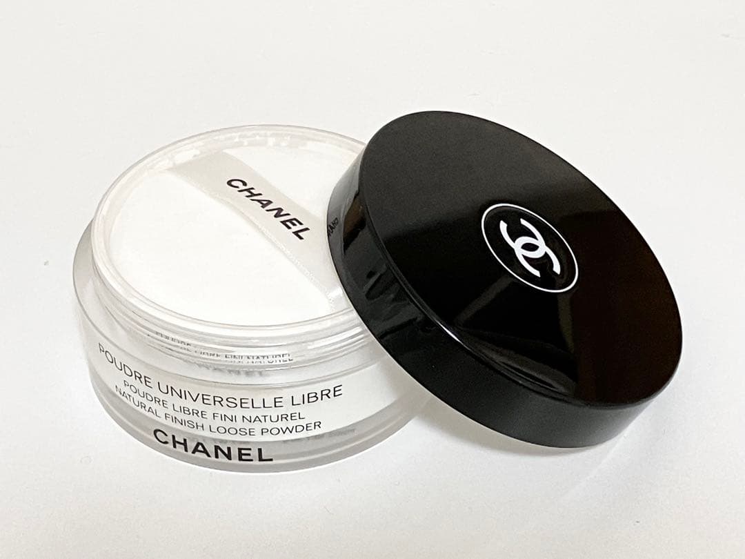 CHANEL プードゥル ユニヴェルセル リーヴル30g