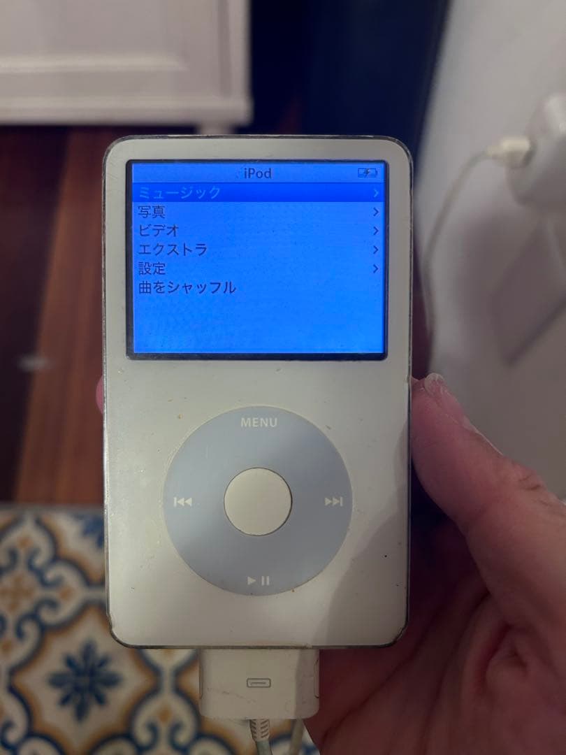 Apple iPod classic 第5世代 80GB（MA448J）
