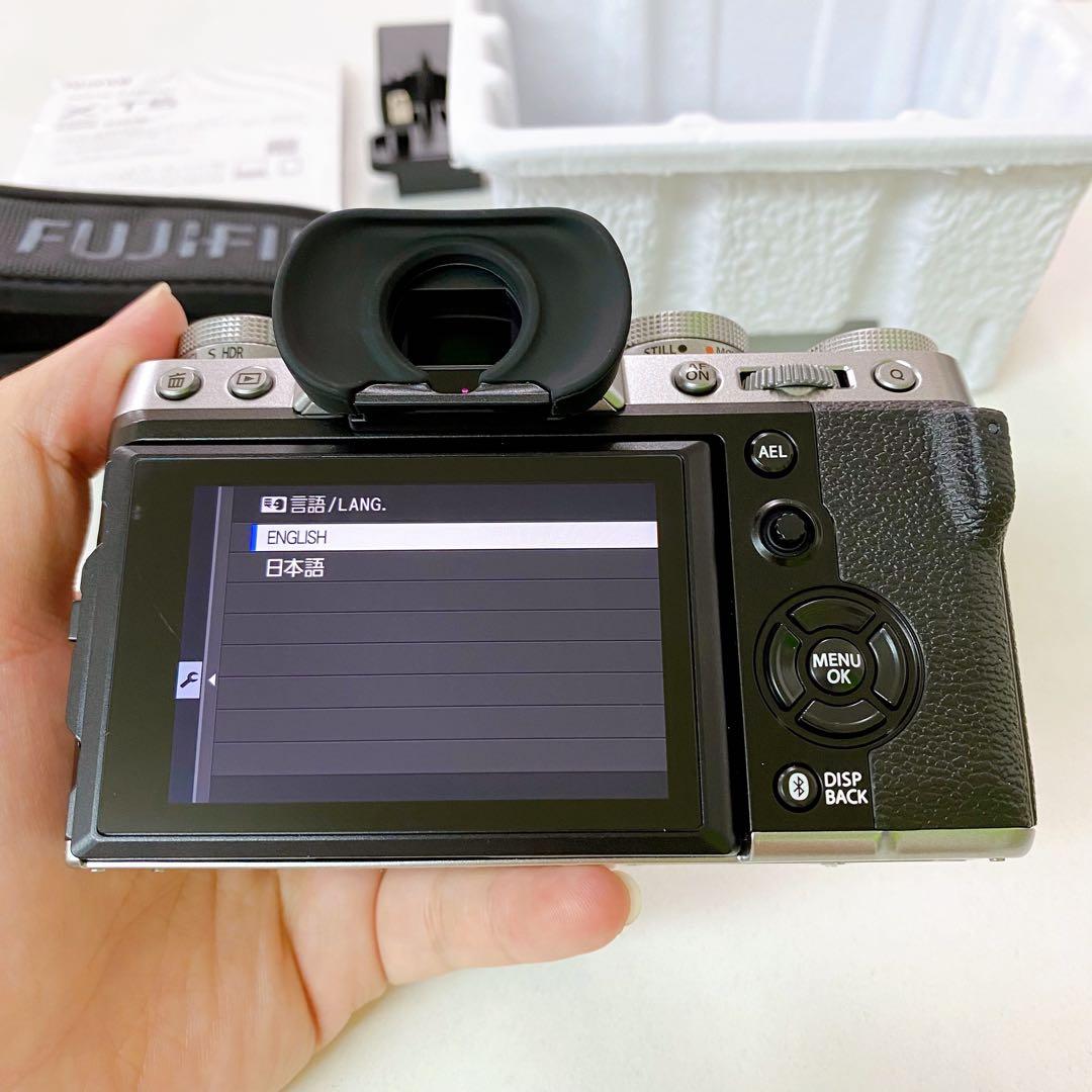 FUJIFILM X-T5 ミラーレス一眼 本体 20回