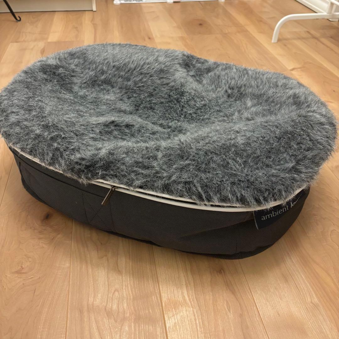 美品　ambient loungeアンビエントラウンジ S 犬用　ペットベッド