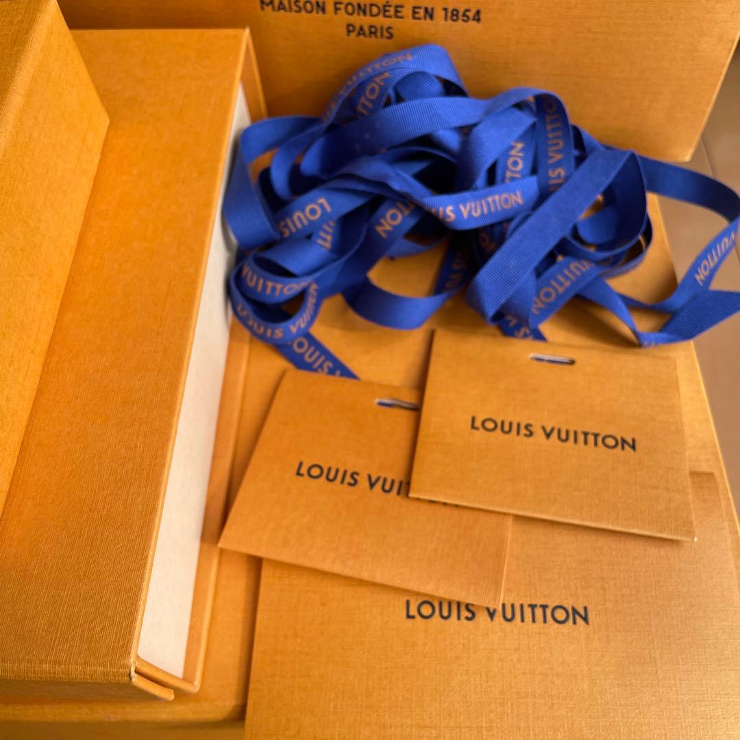 LOUIS VUITTON ギフトボックス・ショッパーセット