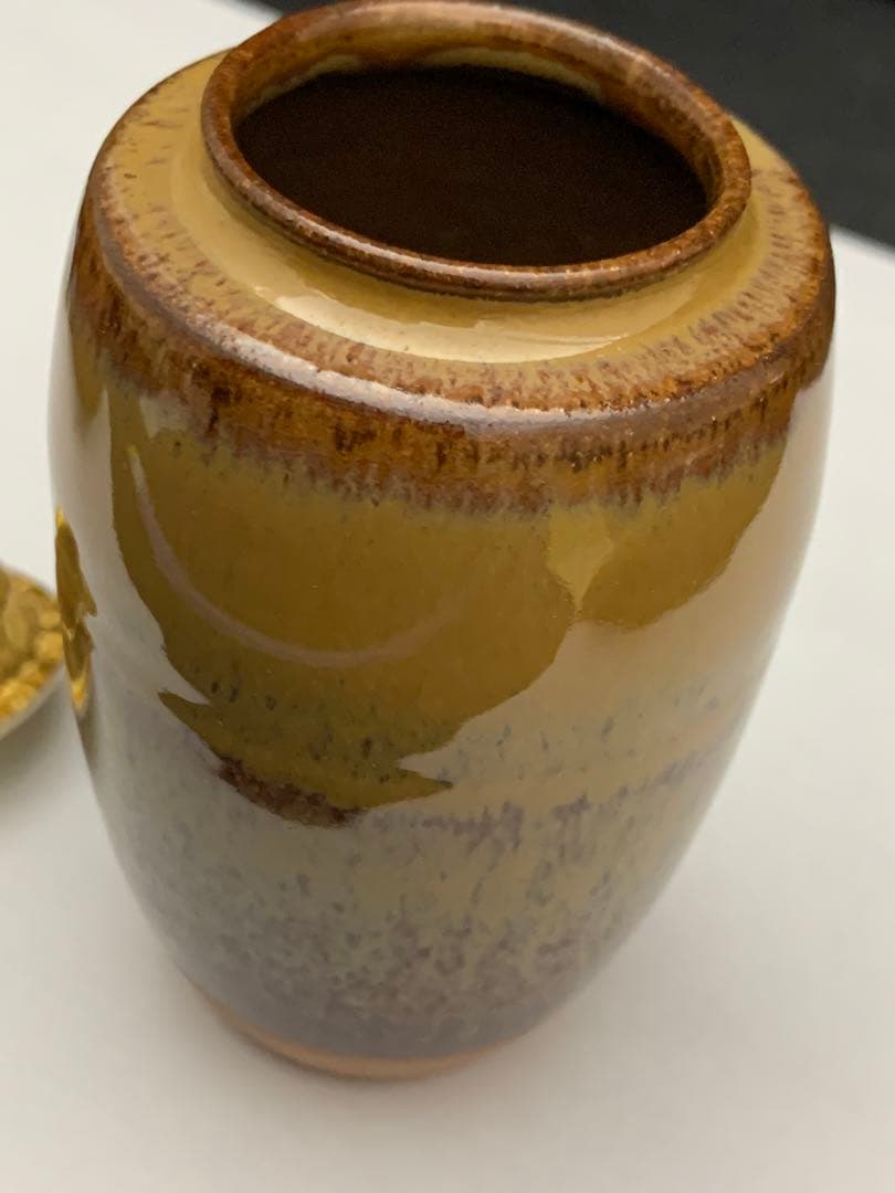 高取　喜恵作　高取焼　肩衝茶入　共箱　茶道具