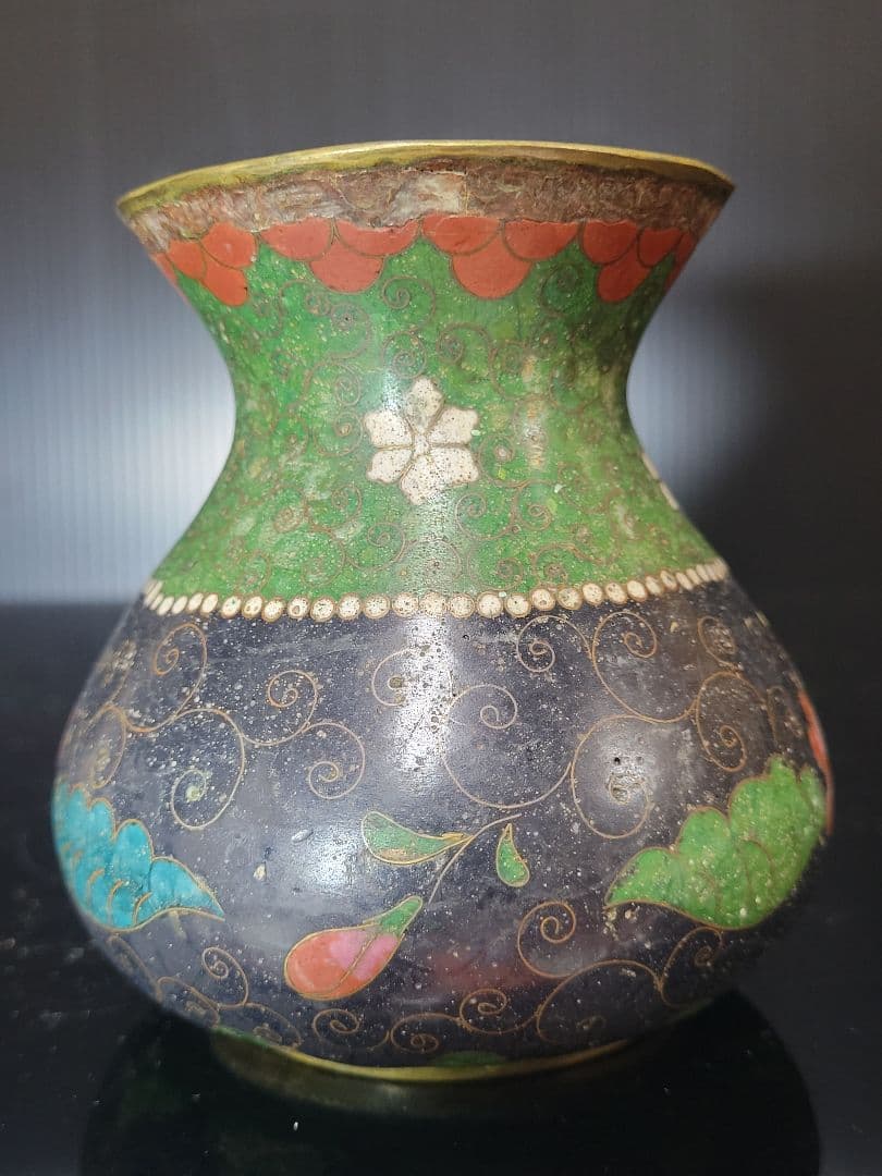 古い七宝焼 花瓶 花唐草図