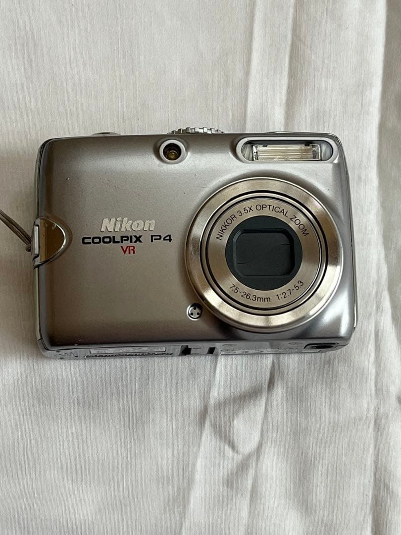 ［中古品］Nikon COOLPIX P4 コンパクトデジタルカメラ