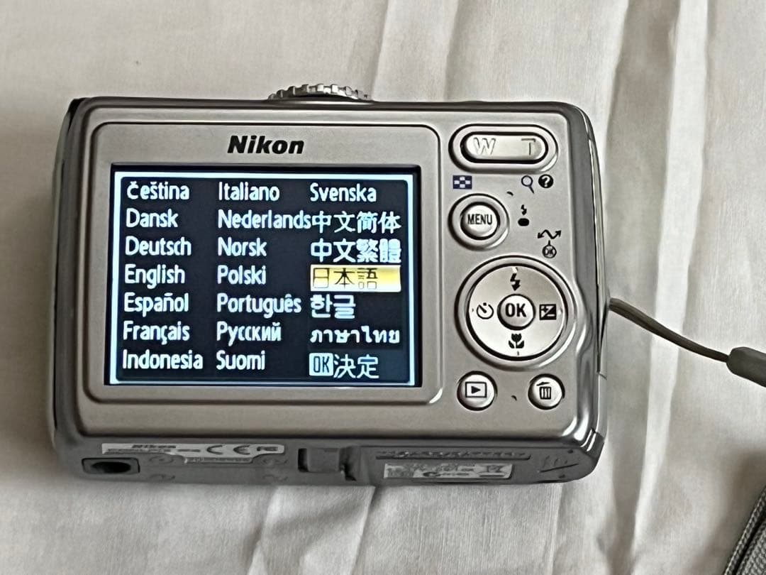 ［中古品］Nikon COOLPIX P4 コンパクトデジタルカメラ