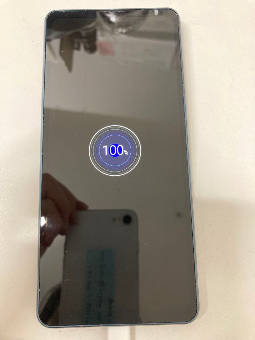 AQUOS sense 8 ジャンク　電源ボタン不良　K1909
