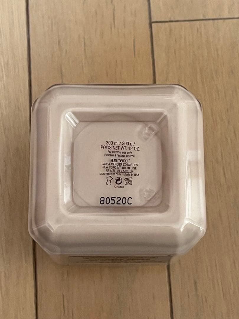 laura mercier ボディクリーム 300g アンバー・バニラ