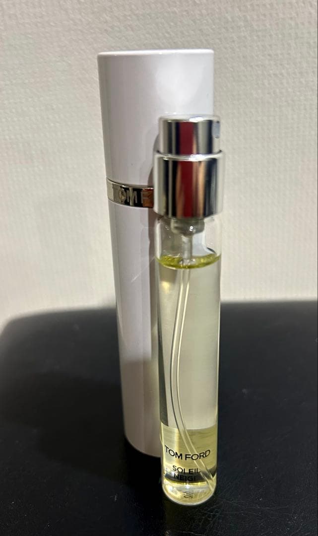 TOMFORD SOLEIL NEIGE オードパルファムスプレイ