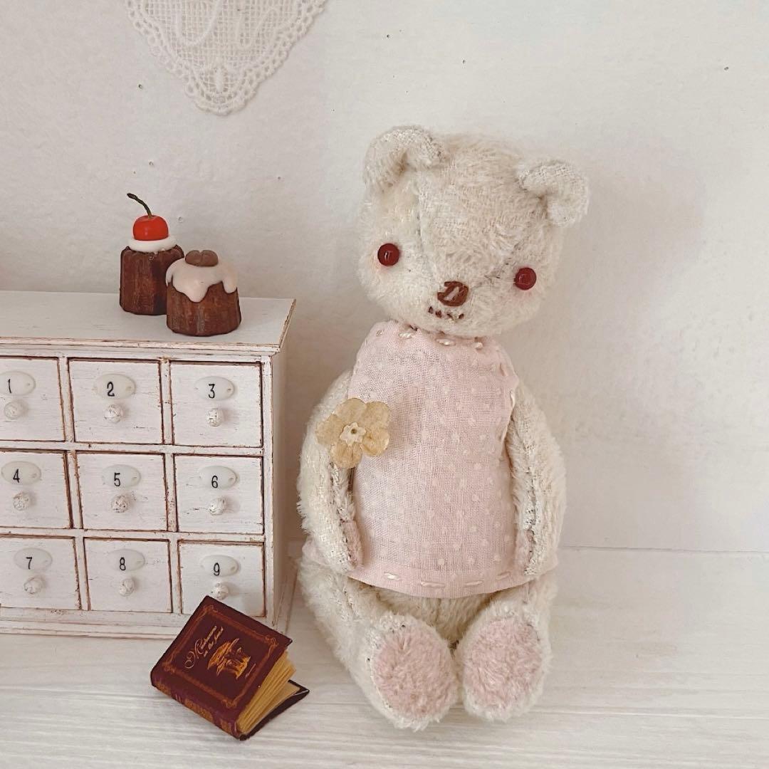 優しい水玉柄エプロンのくまさん テディベア ハンドメイド 海外作家様 ぬいぐるみ