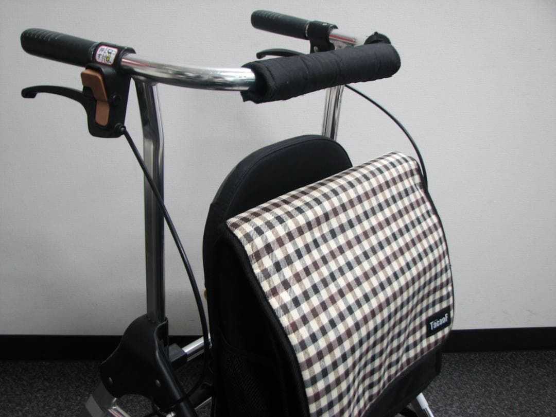 テイコブリトルハイ　HS05H　チェックブラック 幸和製作所 歩行器　②