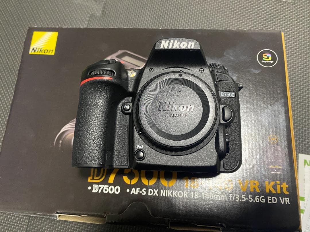 極美品 ショット数 24回 ニコン NikonD7500 VRレンズキット
