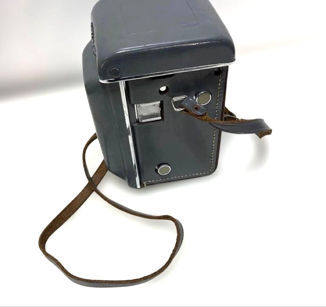 昭和レトロ　YASHICA-D グレー 二眼レフカメラ ストラップ付　動作未確認