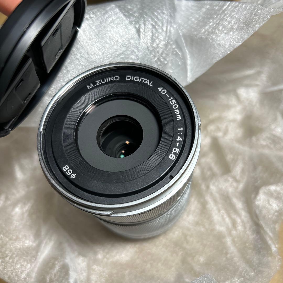 OM SYSTEM PEN E-P7 EZダブルズームキット ホワイト