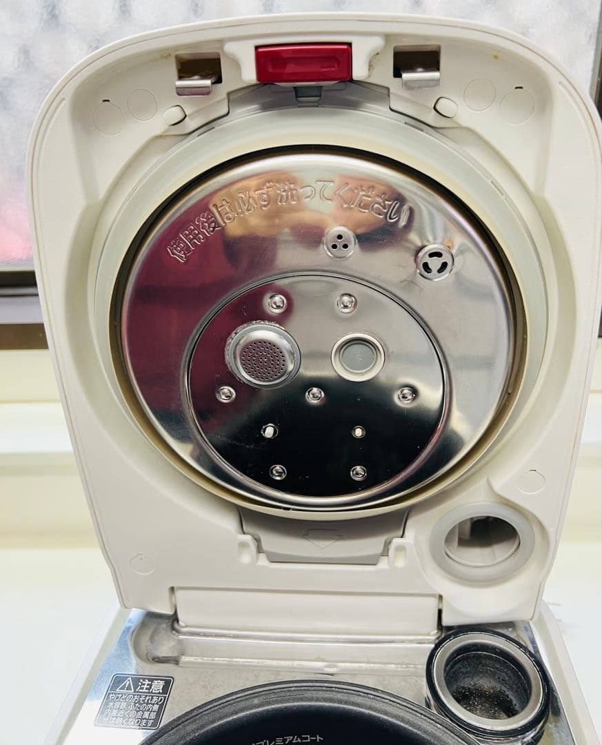 Panasonic 炊飯器 SR-VSX109 うまく動作しています。2019年