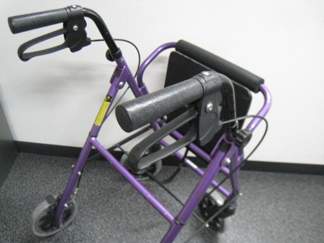 竹虎ヒューマンケア ハッピーミニ 軽量 歩行器 歩行車 バスケットなし