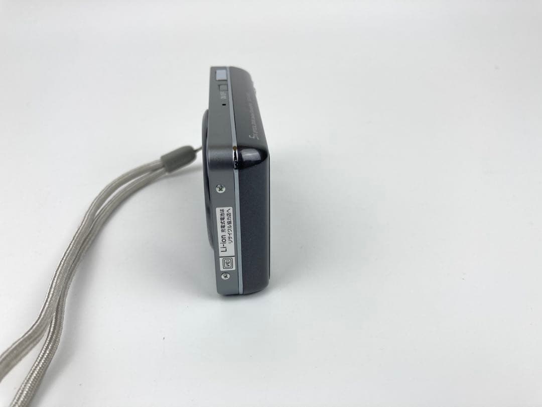 【極美品】SONY Cyber-Shot W570 シルバー コンデジ
