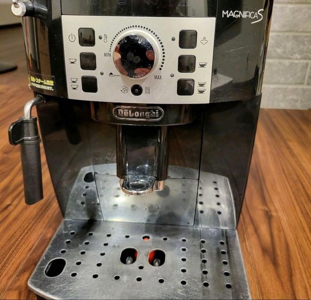 DeLonghi Magnifica S 全自動コーヒーマシン