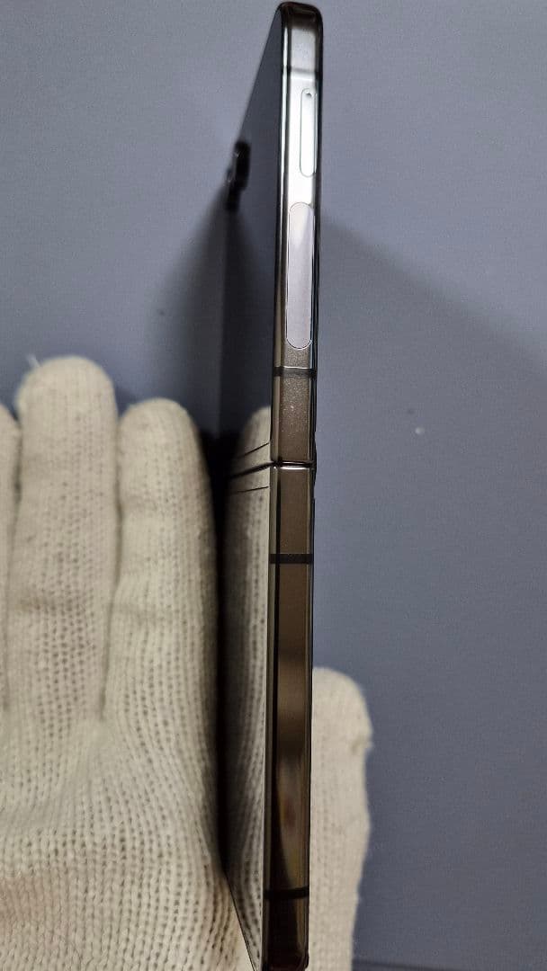 ヤンマ　Galaxy Z Flip5 SC-54D