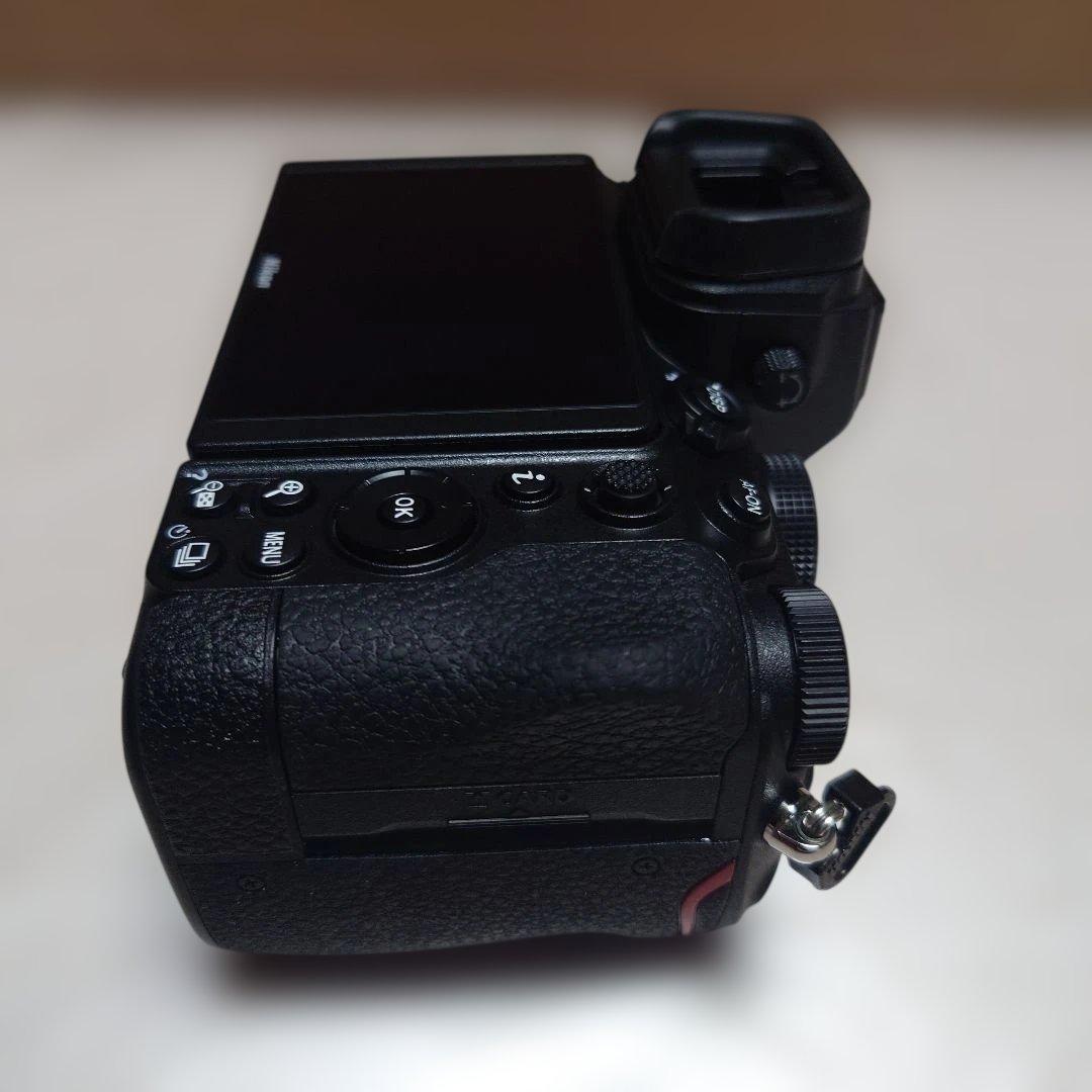 Nikon Z5 セット ミラーレス 一眼 カメラ