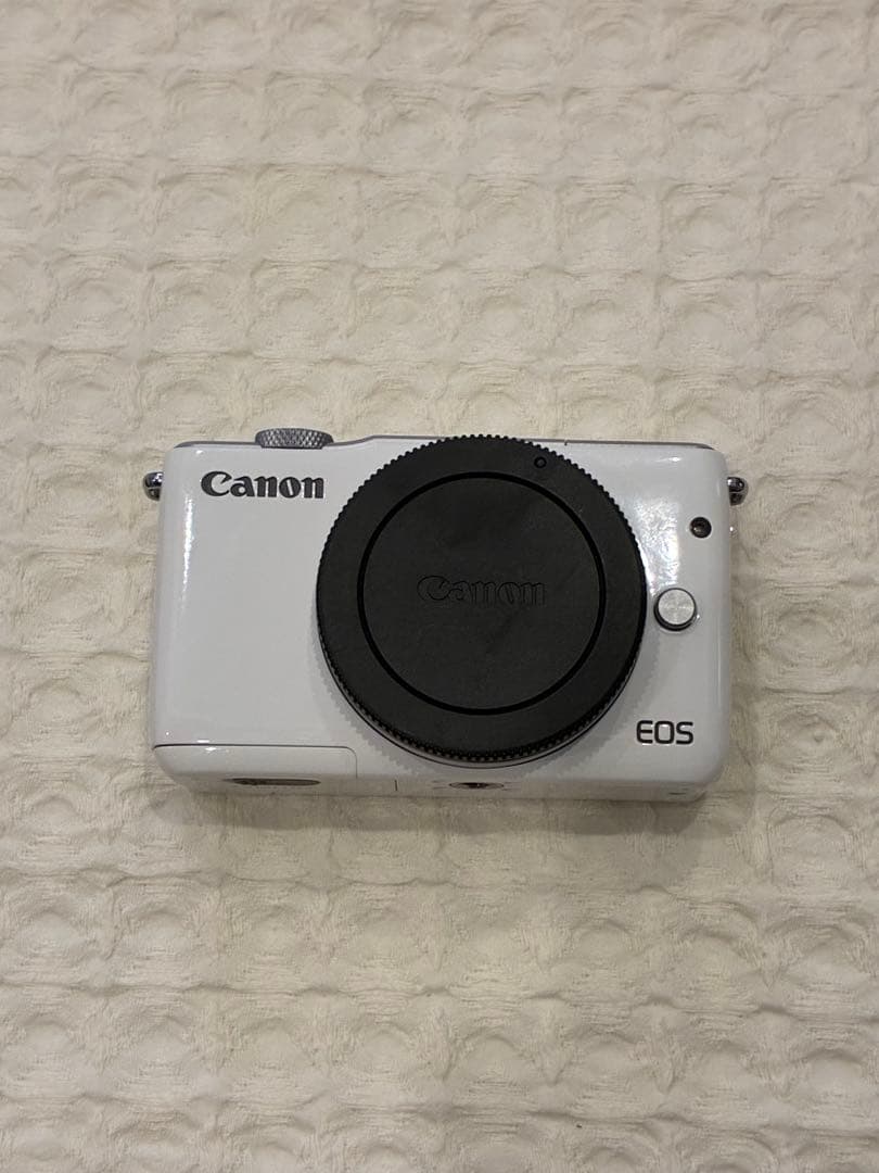 Canon EOS M10 ミラーレス ホワイト 本体と付属品