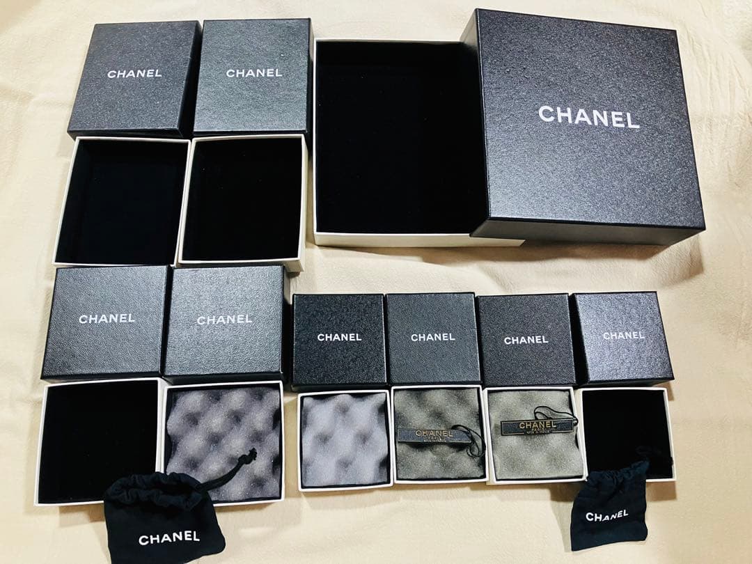 CHANEL アクセサリー空箱　まとめ売り