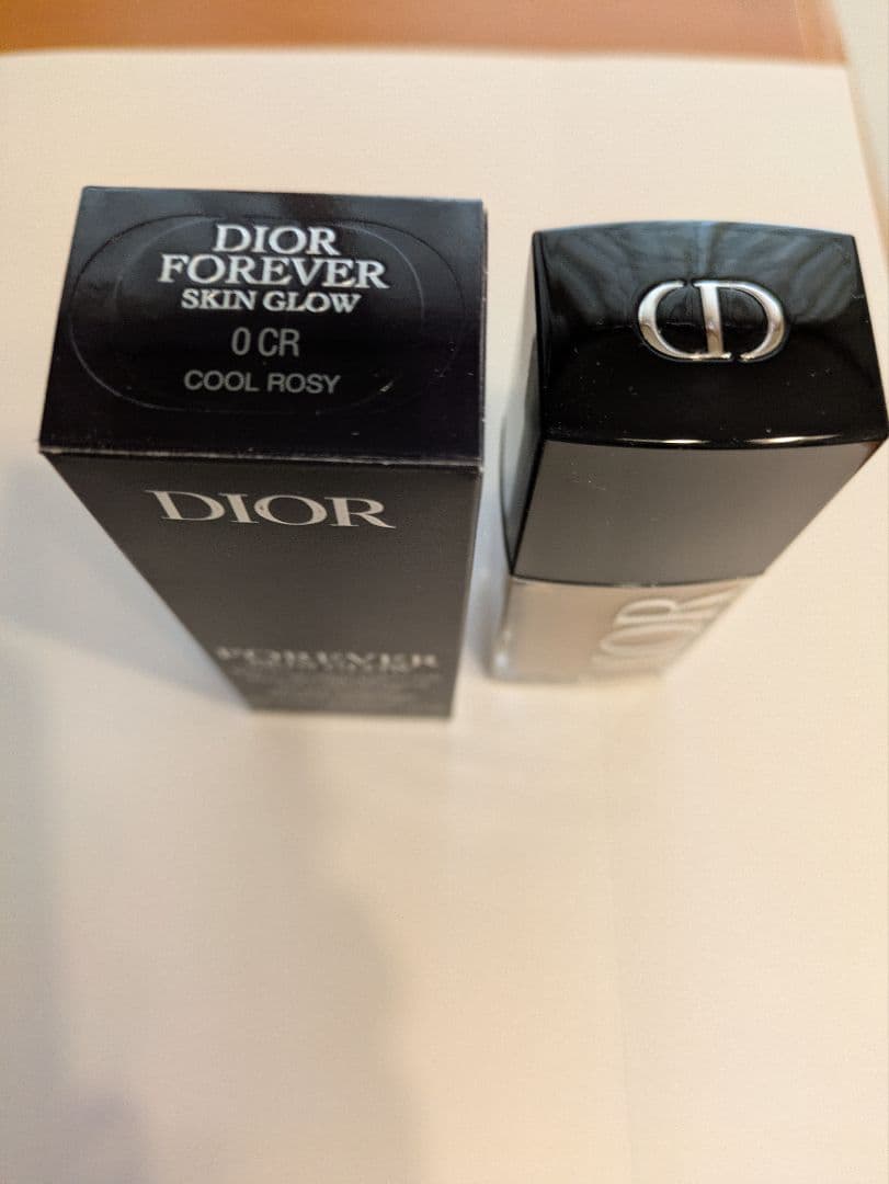 ファンデーション Dior Forever Skin Glow 0CR 30ml