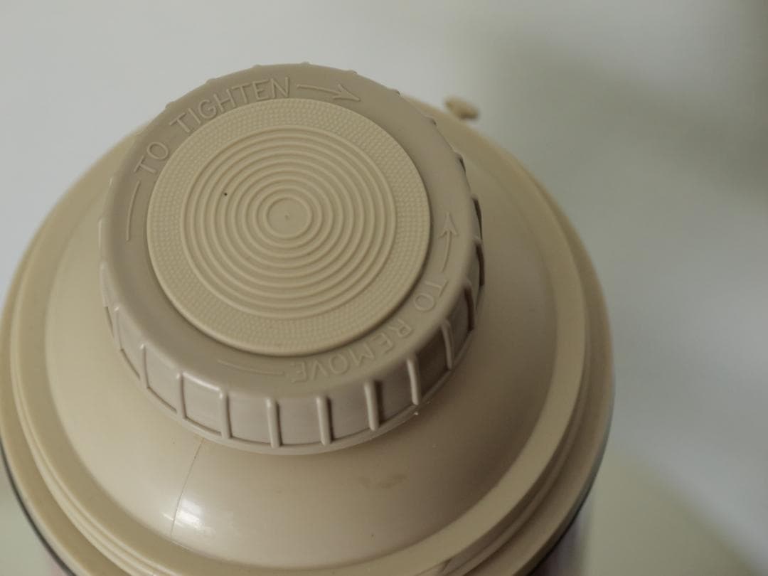 ポストモダン　オブジェ　幾何学模様　THERMOS ヴィンテージ 水筒
