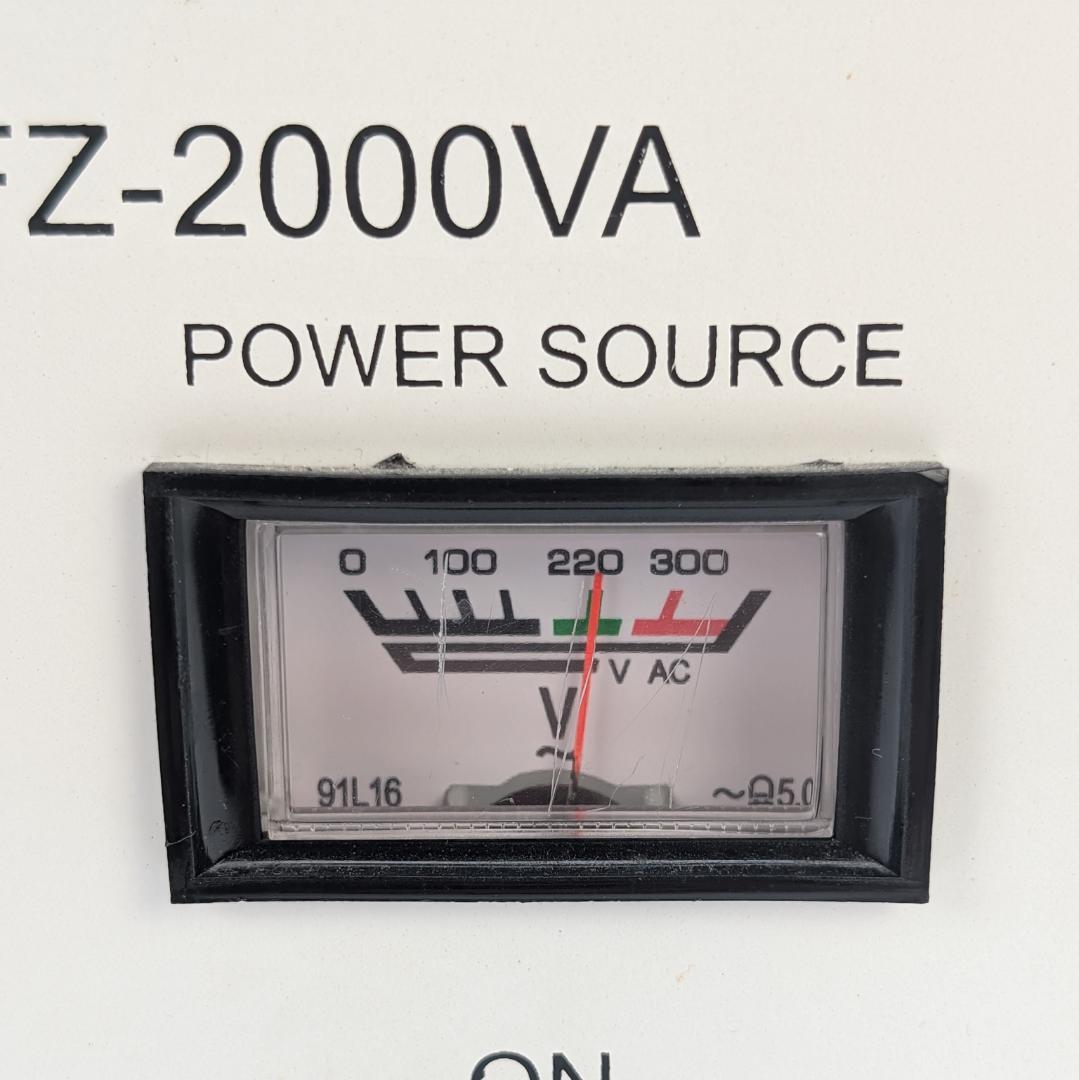 フクゼン アップダウントランス 2000VA FZ-2000VA