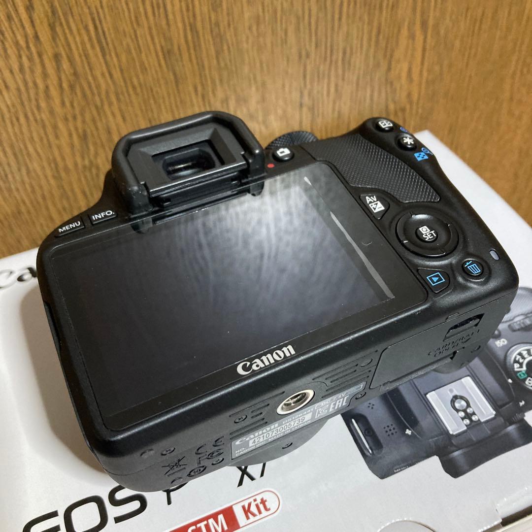 デジタルカメラ Canon EOS Kiss x7 DOUBLE ZOOM KIT