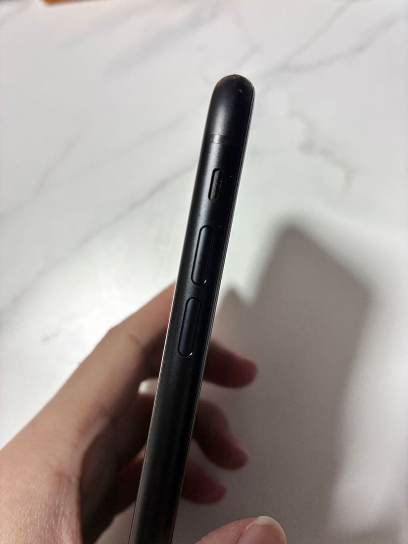 iPhone XR 256GB ブラック SIMフリー 美品 バッテリー82%