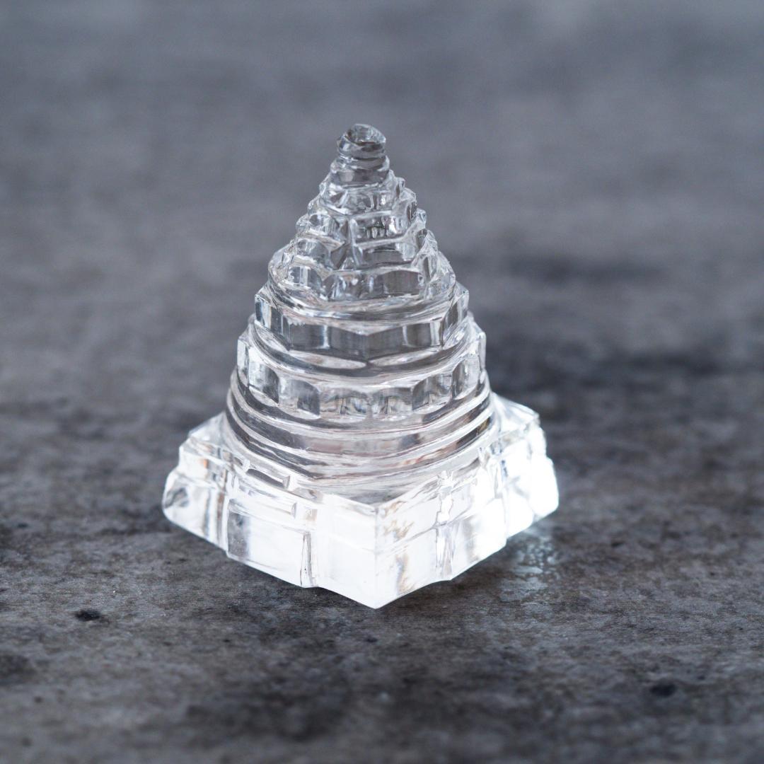 ヒマラヤ水晶・クリスタル・シュリーヤントラ マハーメール約4.7cm 約52g