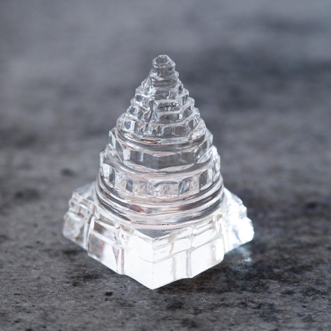 ヒマラヤ水晶・クリスタル・シュリーヤントラ マハーメール約4.7cm 約52g