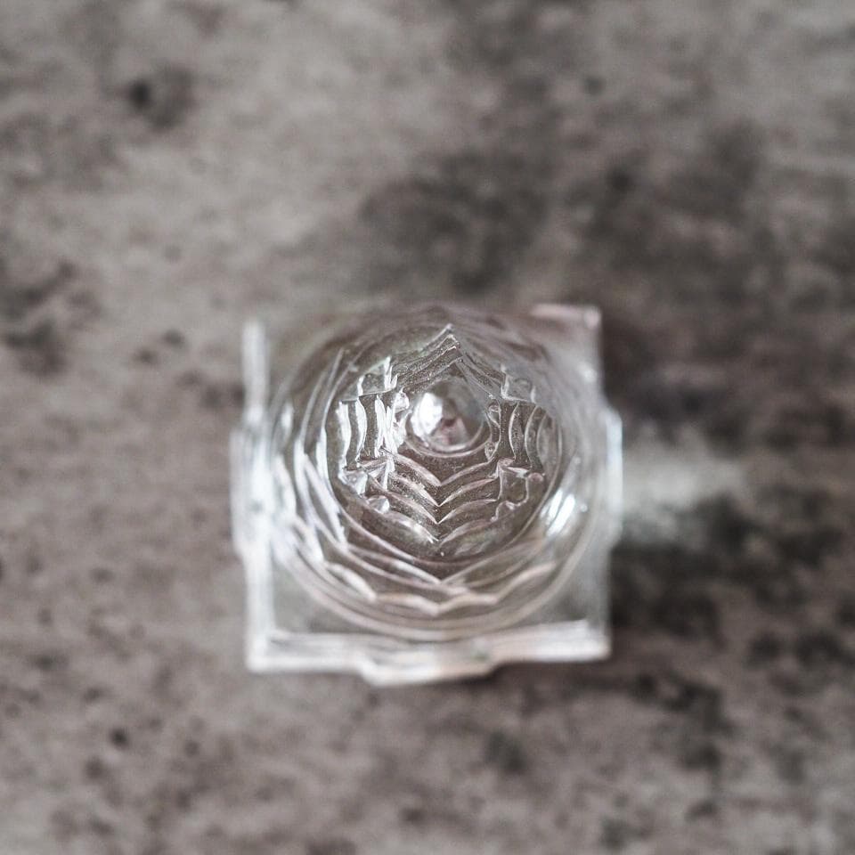 ヒマラヤ水晶・クリスタル・シュリーヤントラ マハーメール約4.7cm 約52g