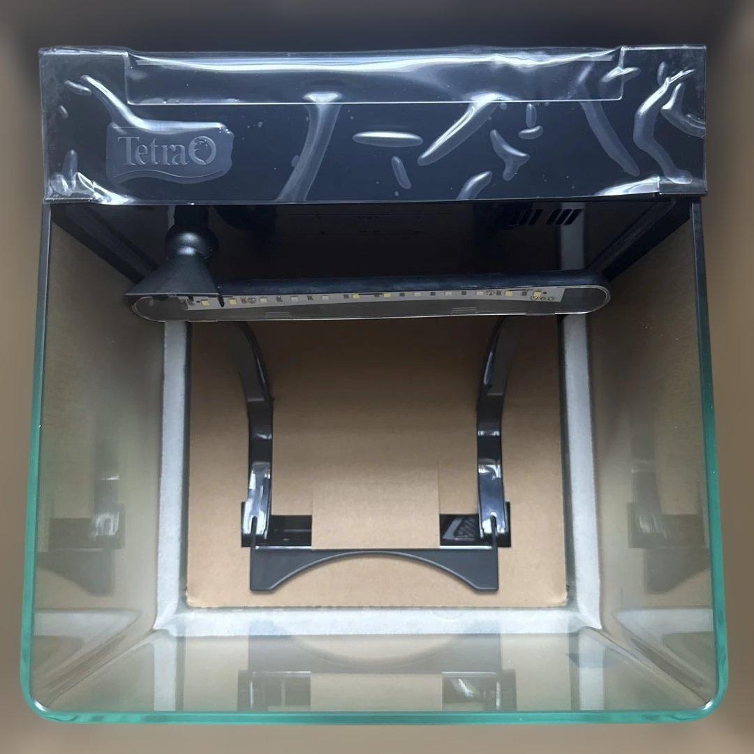 テトラリビングキューブ12 ガラス水槽 12リットル LEDライト付