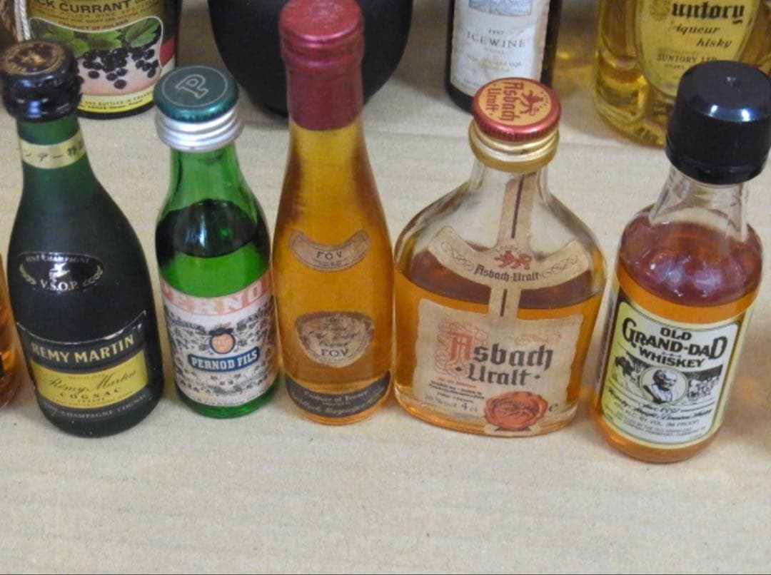 ウイスキー ミニボトル セット　41本