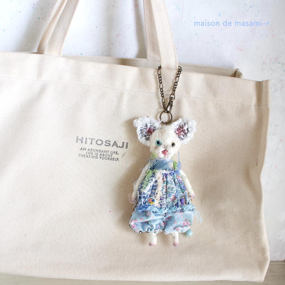 白猫（オッドアイ）のミニぬいぐるみ 15cm バックチャーム付き moda