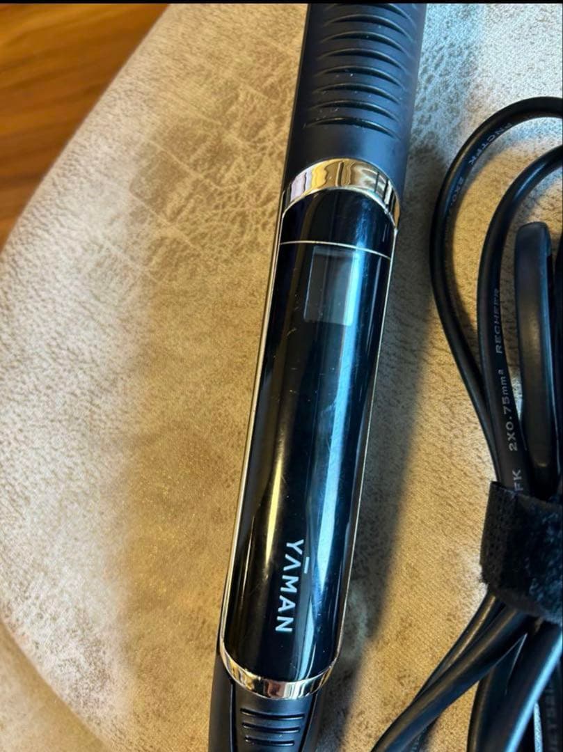 YAMAN ヘアアイロン デジタル表示