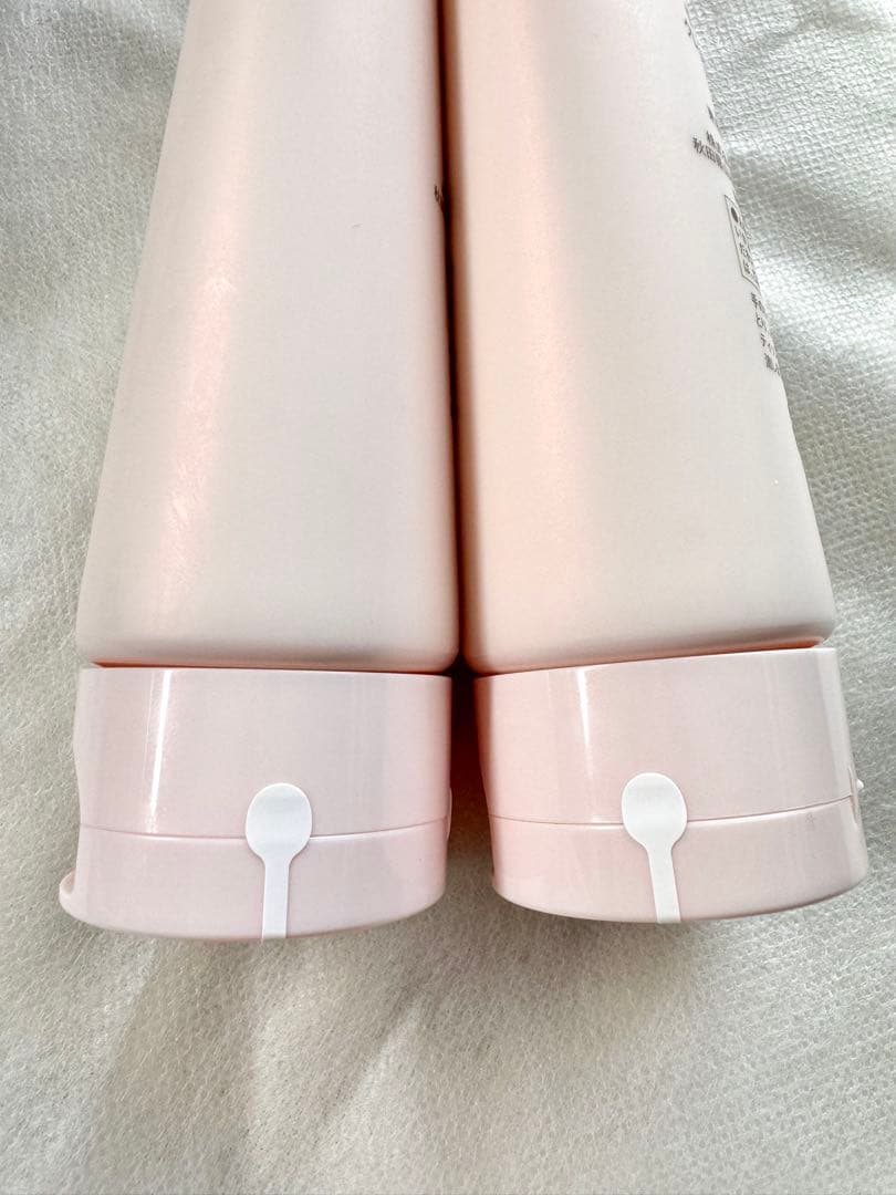 新品未使用品☆イグニス☆モイストリニュークレンジングクリーム2本セット