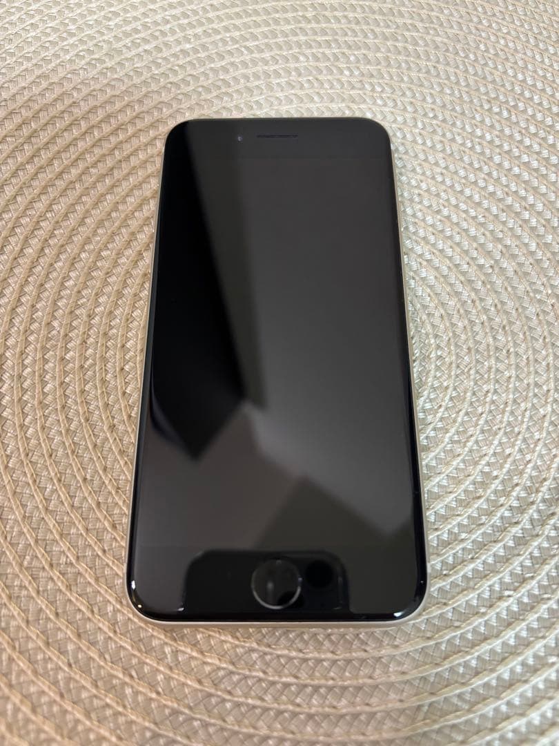 Apple iPhone SE 3世代 本体