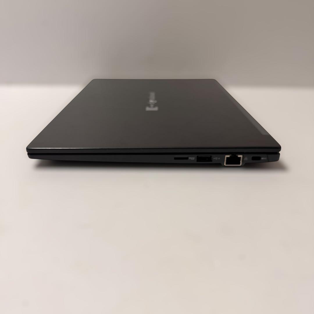 美品 dynabook G83/KW 2023年製 バッテリー最大容量97%