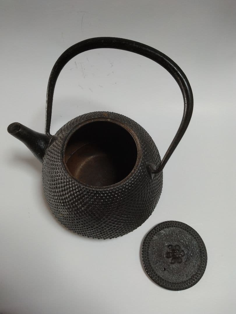 元祖、岩手県産の茶道具、南部鉄器、鉄瓶