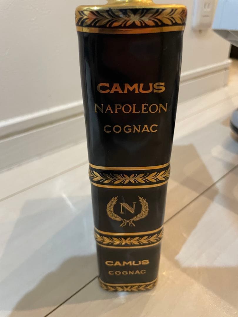CAMUS NAPOLÉON COGNAC 本型　22kゴールド