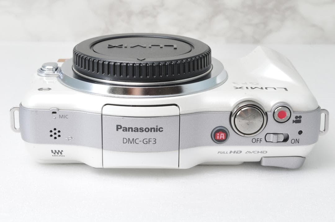 LUMIX DMC-GF3⭐️ボディ ルミックス ミラーレス ホワイト