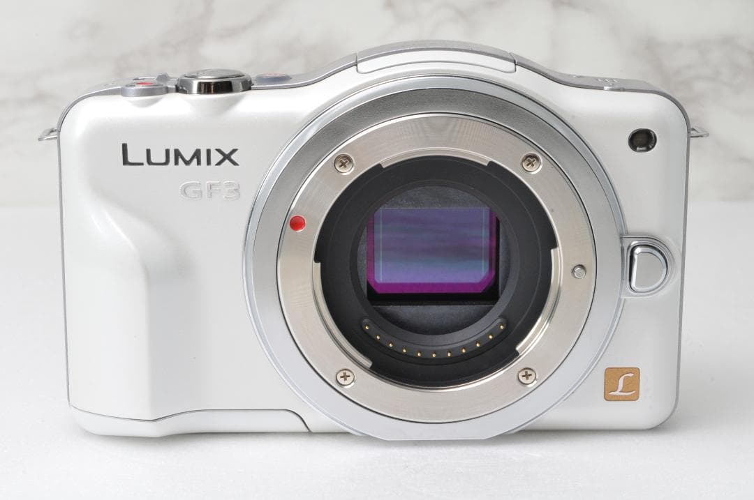 LUMIX DMC-GF3⭐️ボディ ルミックス ミラーレス ホワイト