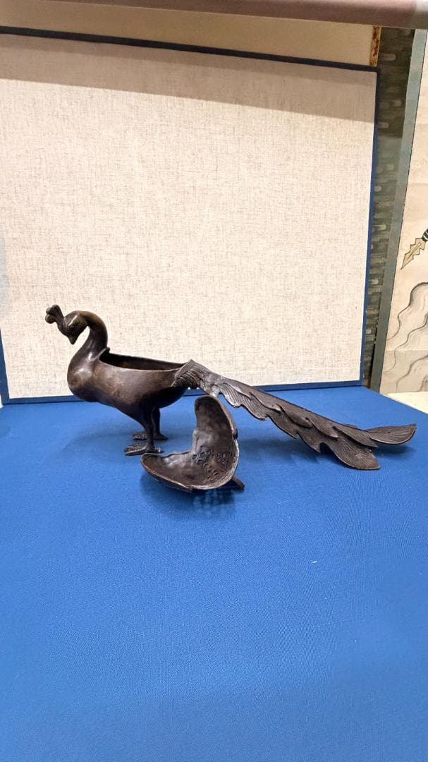 【香炉 孔雀】鉄製 青鸞 置物 / 和風 お香 癒し横35cm x 高16cm