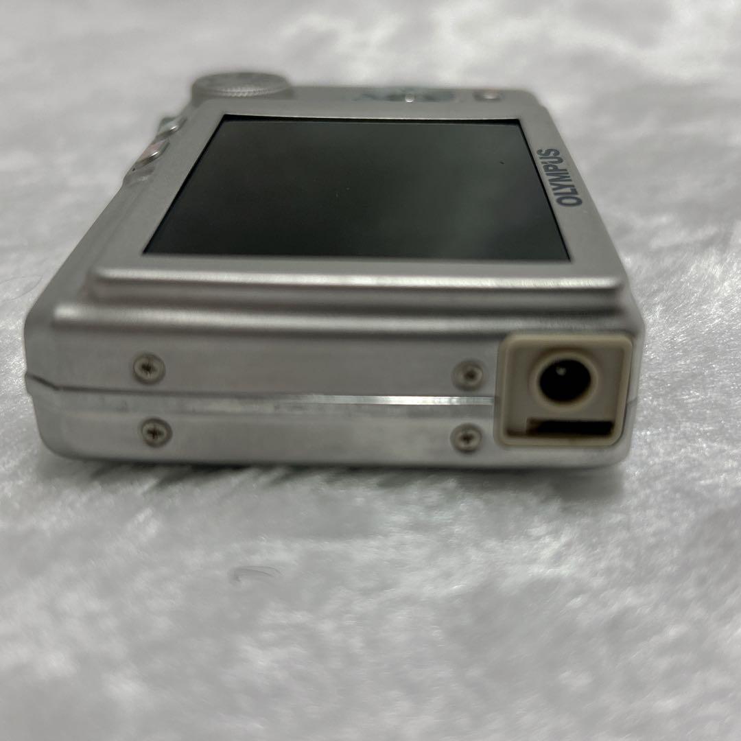 オリンパス OLYMPUS FE-220D コンパクトデジタルカメラ