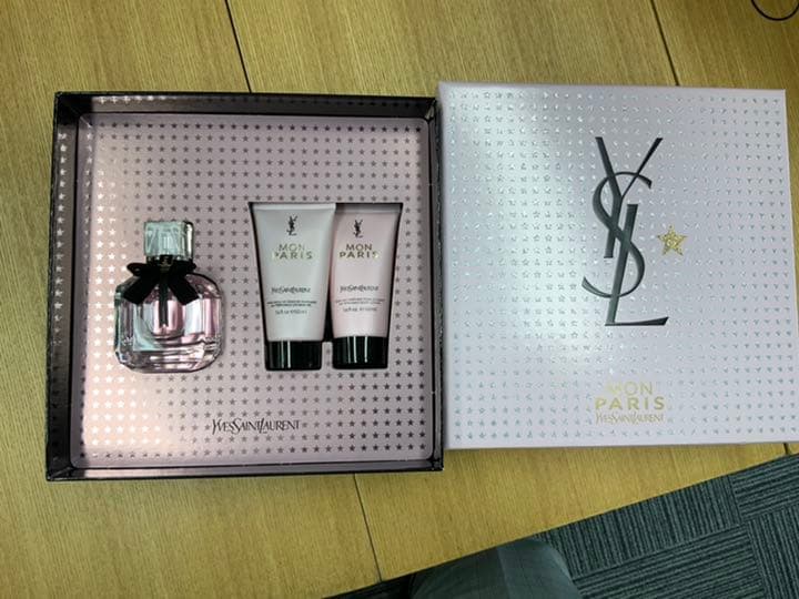 モンパリオーデパルファム　ギフトセット 新品