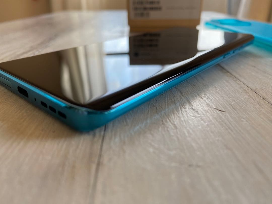 motorola edge 40 neo（ほぼ新品）